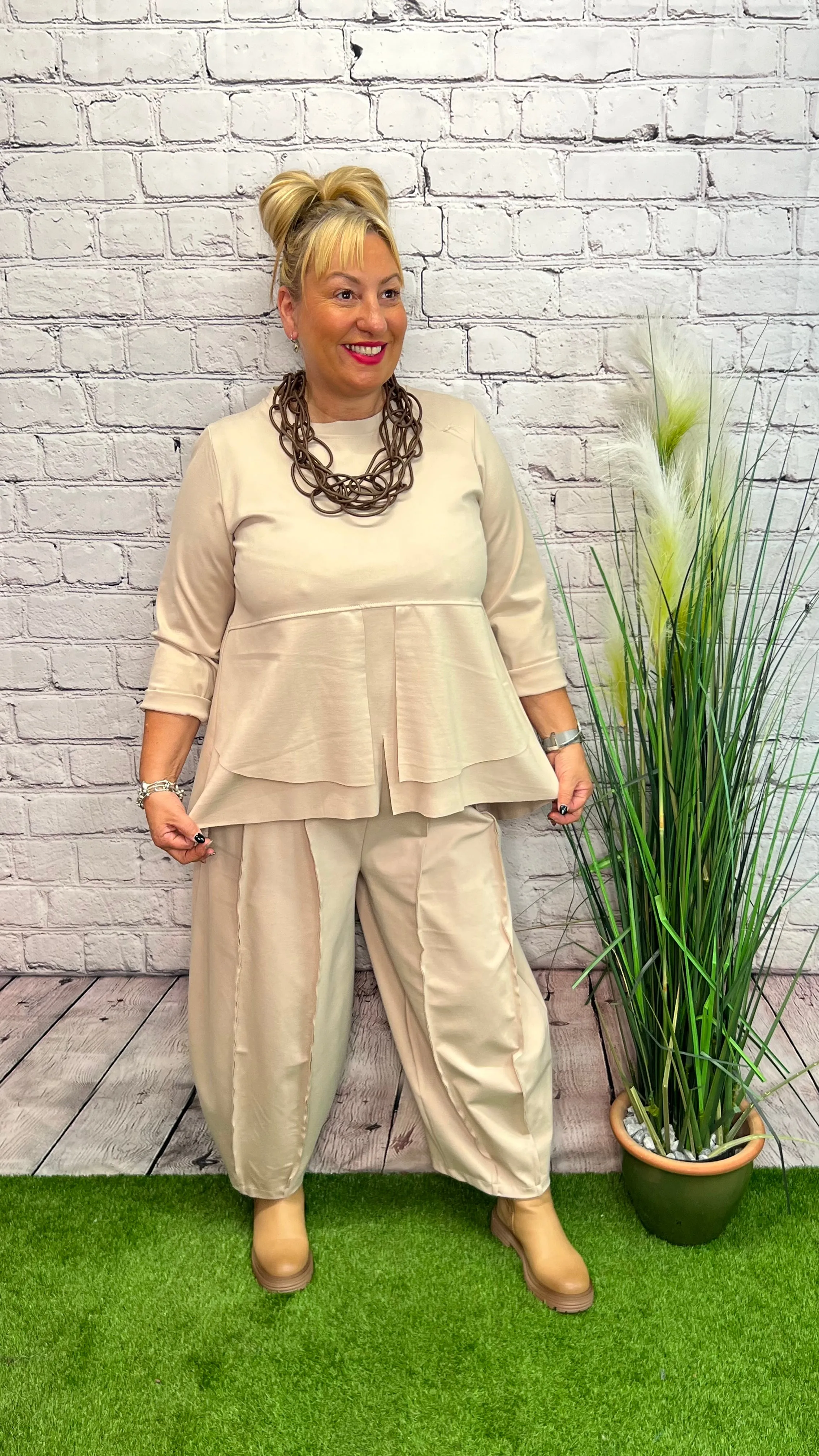 LOO Button Back & Fringe Edging Trouser 2 Piece